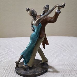 Share Vintage Summit Collection TANGO "Let's Dance" Series Resin Statue Figurine